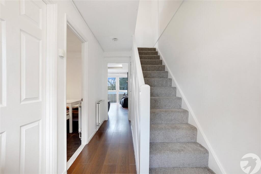 Additional property image - Fountain Walk, Northfleet, Gravesend, Kent, DA11
