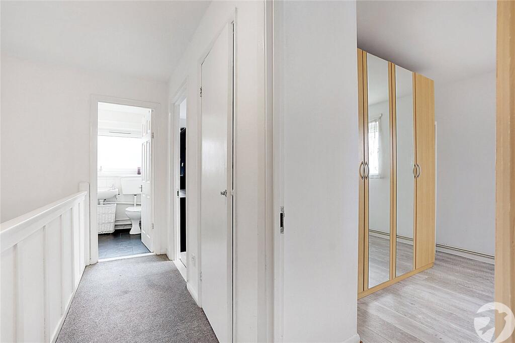Additional property image - Fountain Walk, Northfleet, Gravesend, Kent, DA11
