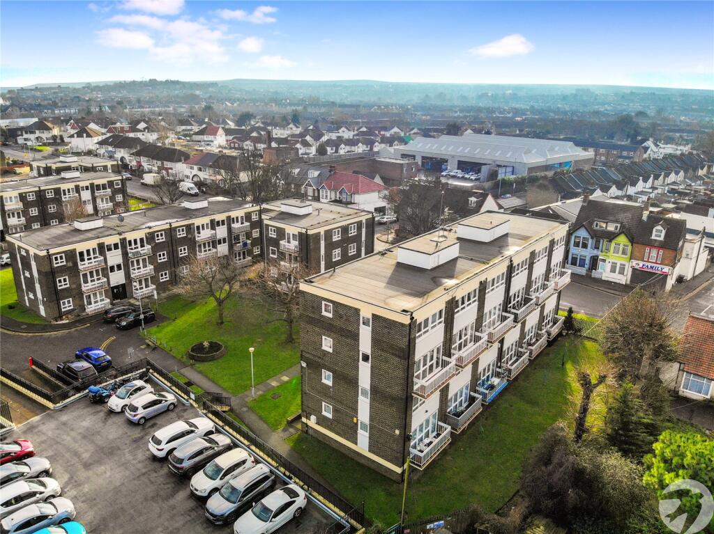Additional property image - Fountain Walk, Northfleet, Gravesend, Kent, DA11