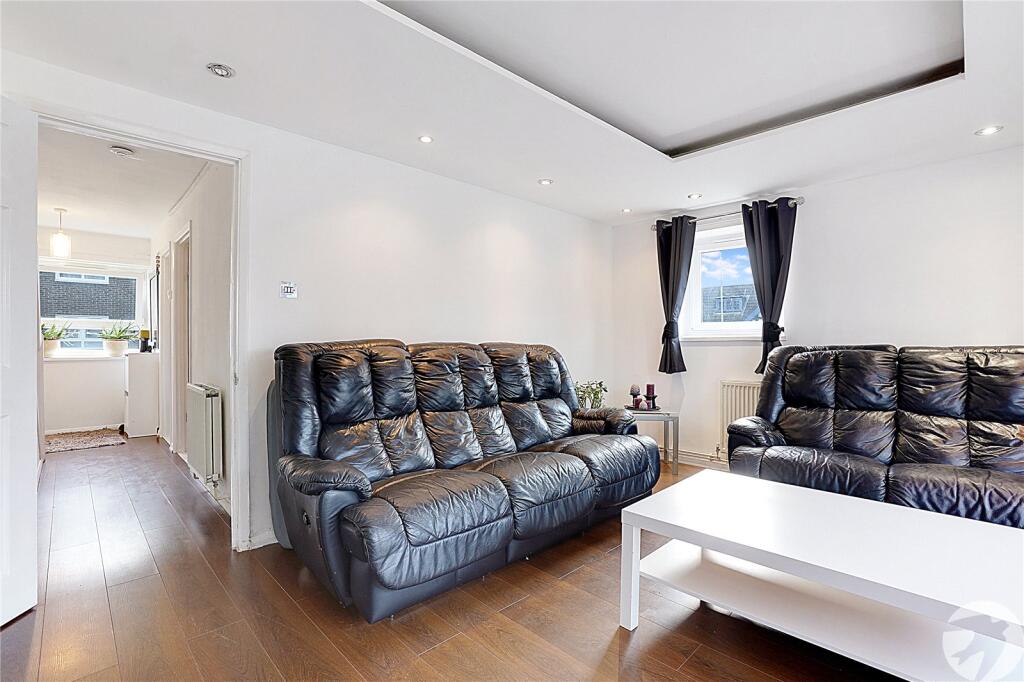 Additional property image - Fountain Walk, Northfleet, Gravesend, Kent, DA11