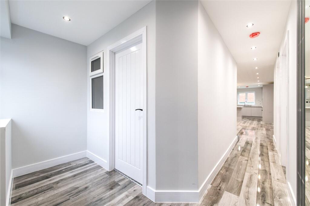 Additional property image - Colyer Road, Northfleet, Gravesend, Kent, DA11