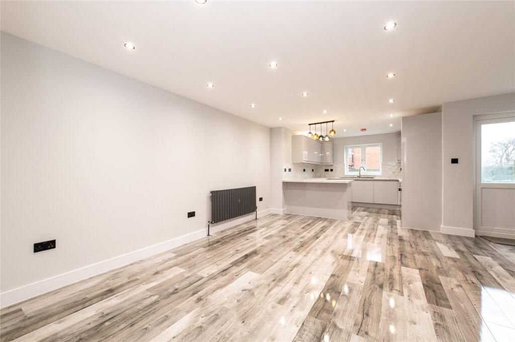 Additional property image - Colyer Road, Northfleet, Gravesend, Kent, DA11