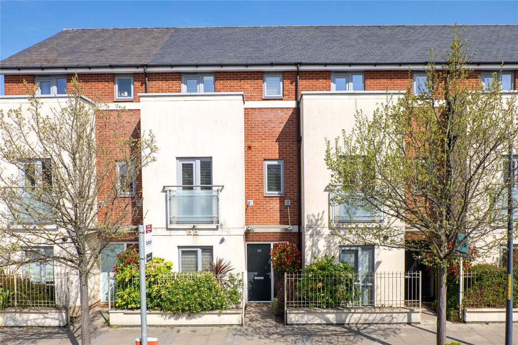 Main image of property: Springhead Parkway, Northfleet, Gravesend, Kent, DA11