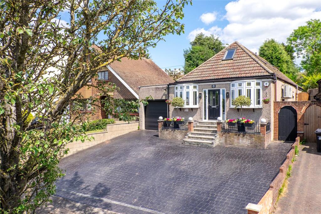 Main image of property: Wrotham Road, Gravesend, Kent, DA11