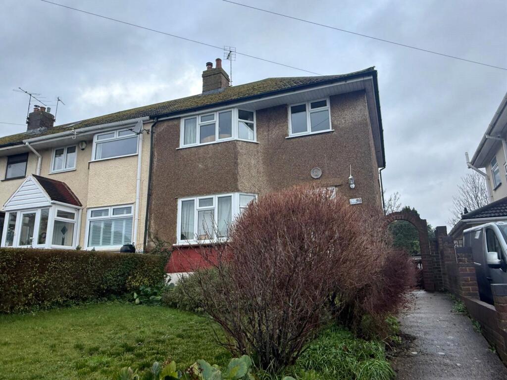 Main image of property: Thong Lane, Gravesend, Kent, DA12