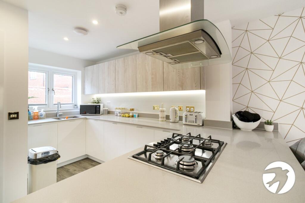 Additional property image - Paris Drive, Northfleet, Gravesend, Kent, DA11