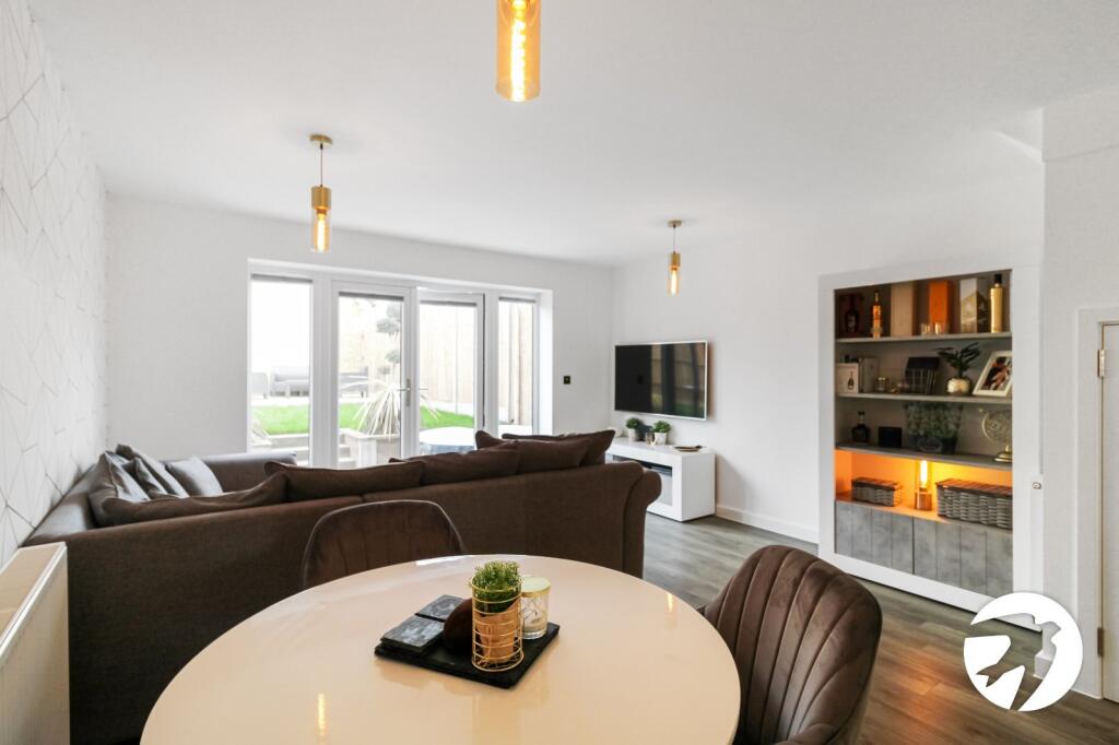 Additional property image - Paris Drive, Northfleet, Gravesend, Kent, DA11