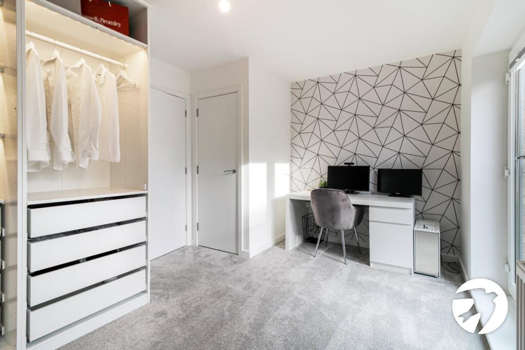 Additional property image - Paris Drive, Northfleet, Gravesend, Kent, DA11