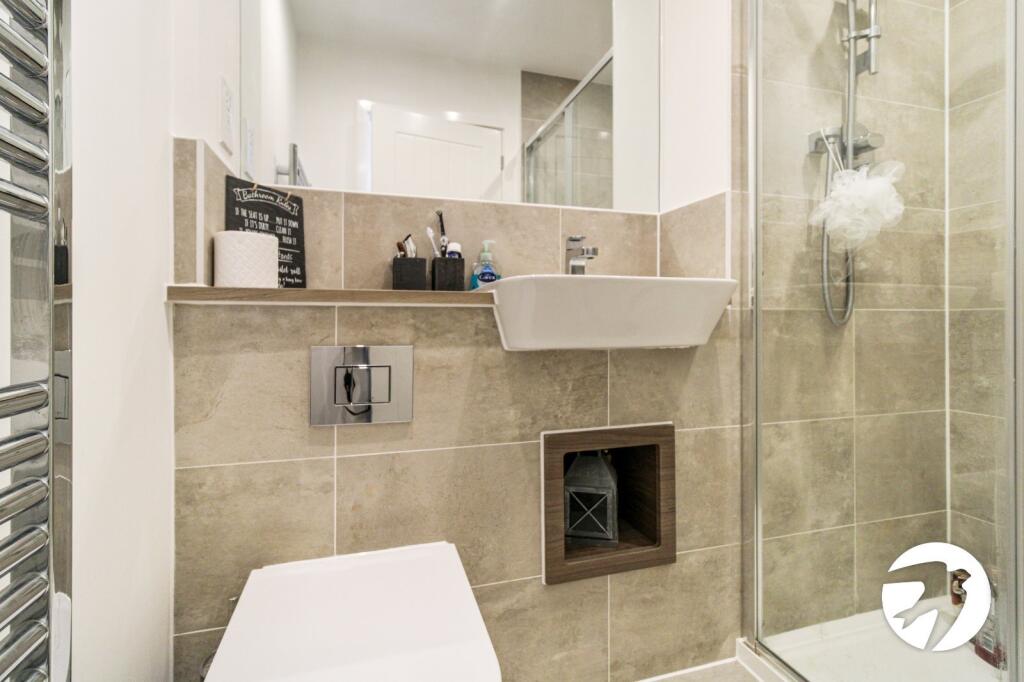 Additional property image - Paris Drive, Northfleet, Gravesend, Kent, DA11