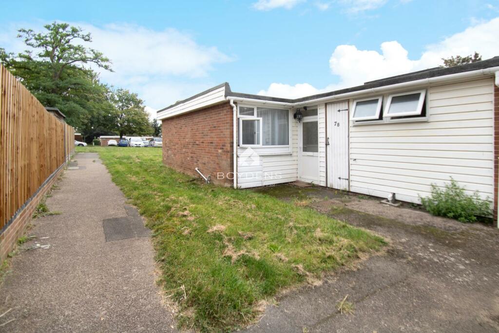 2 bedroom semidetached bungalow for sale in Great Cornard, CO10