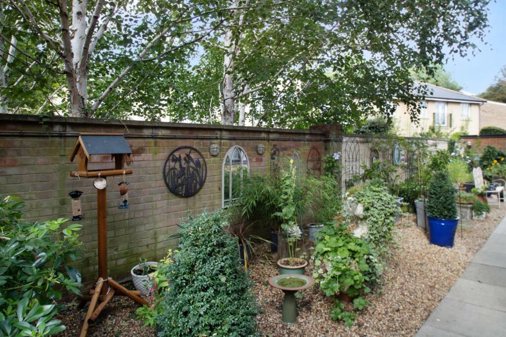 Additional property image - Sudbury, Weavers Court