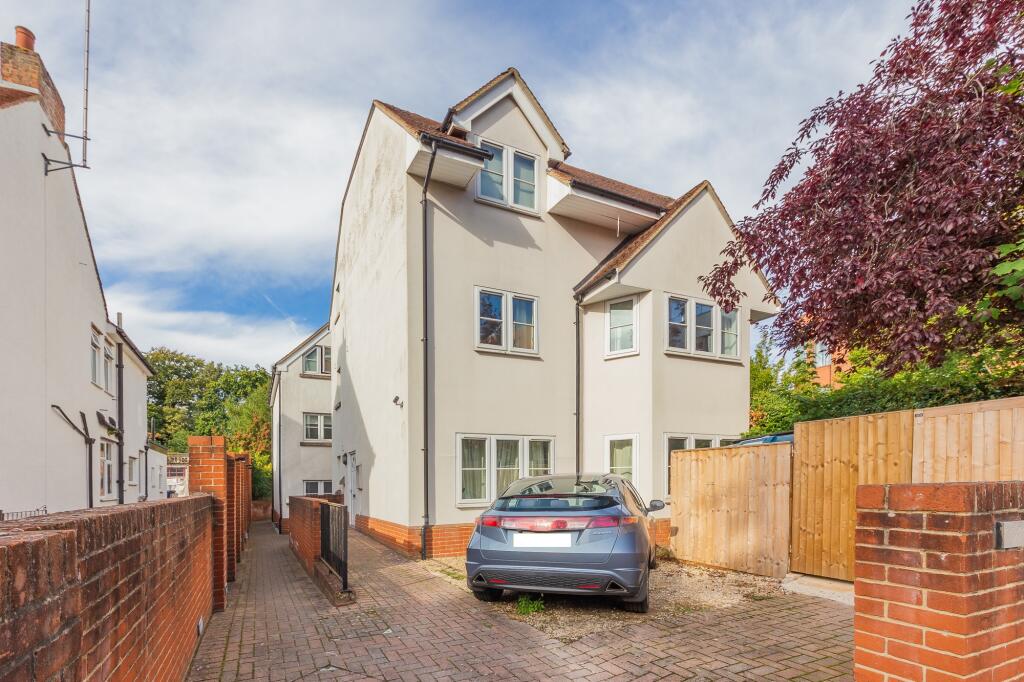 Main image of property: Beech Road, Headington, Oxford, OX3
