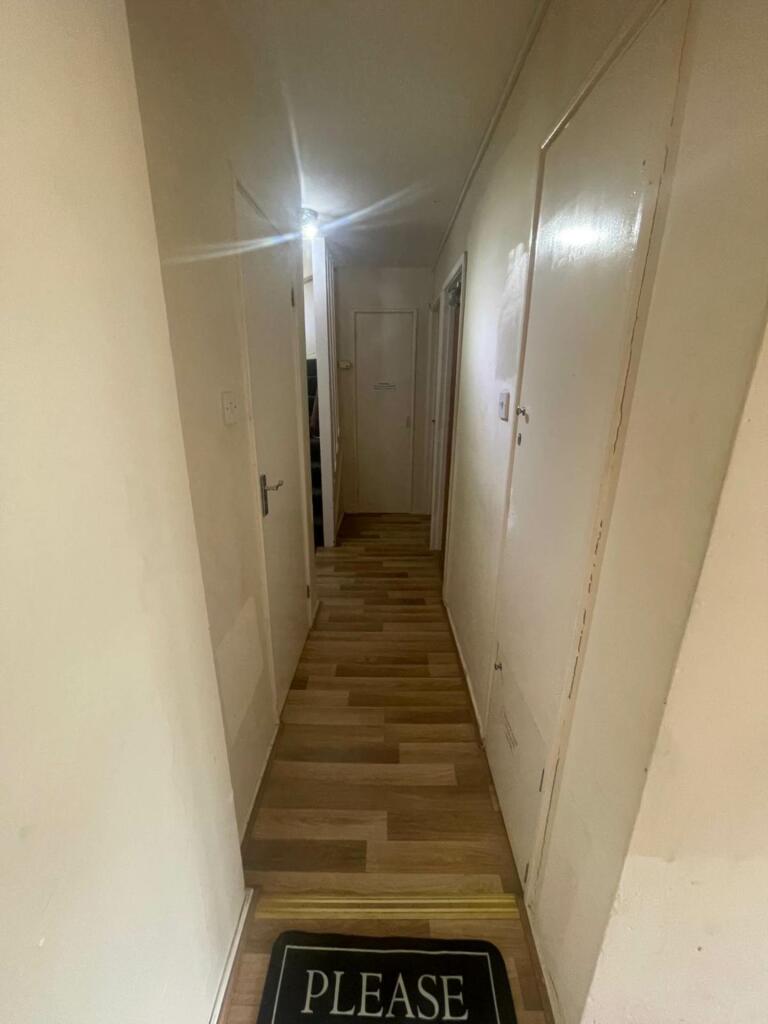 Additional property image - Bishops Rise, Hatfield