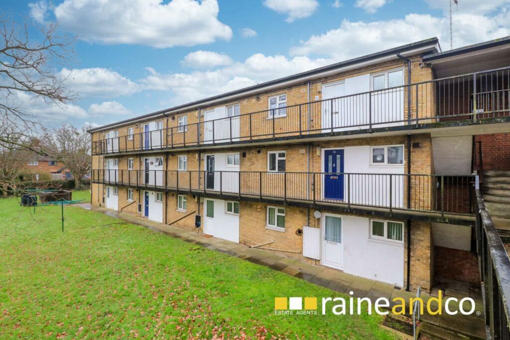 Additional property image - Feather Dell, Hatfield