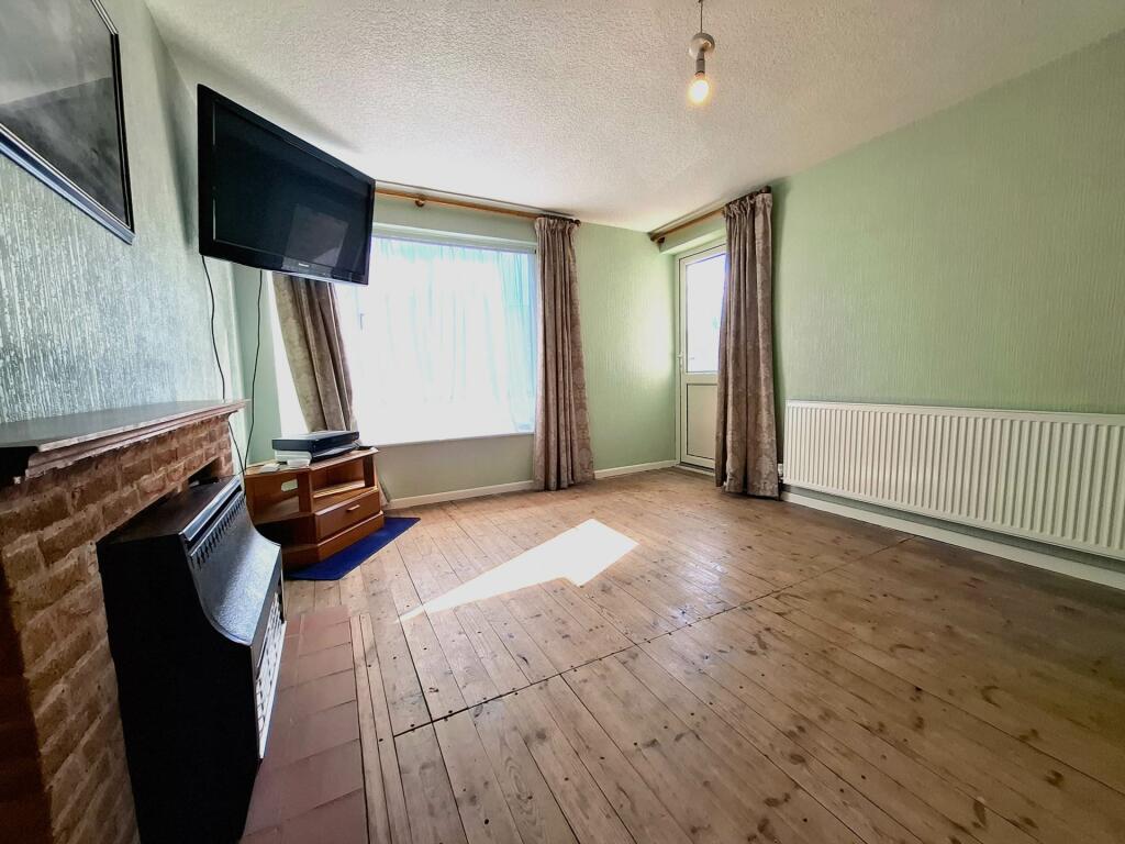Additional property image - Feather Dell, Hatfield