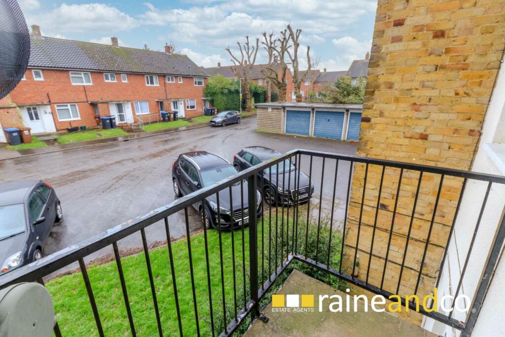 Additional property image - Feather Dell, Hatfield