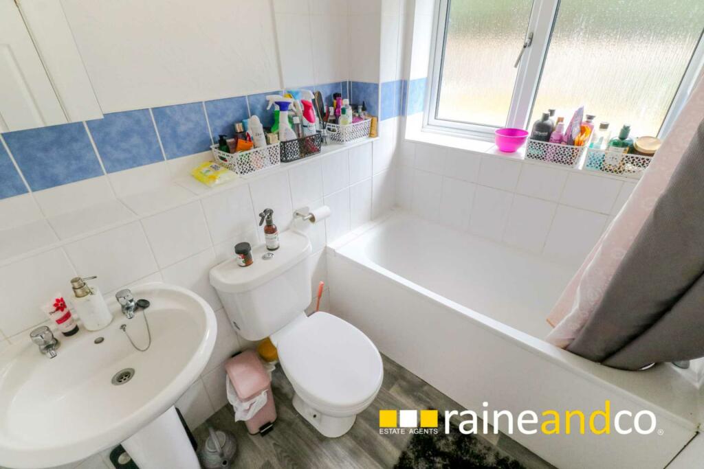 Additional property image - Lane End Hatfield