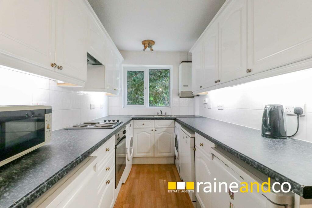 Additional property image - Lane End, Hatfield
