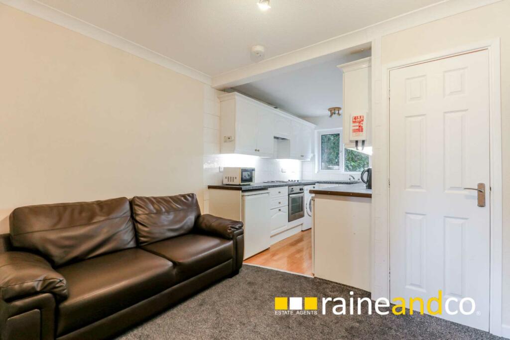 Additional property image - Lane End, Hatfield