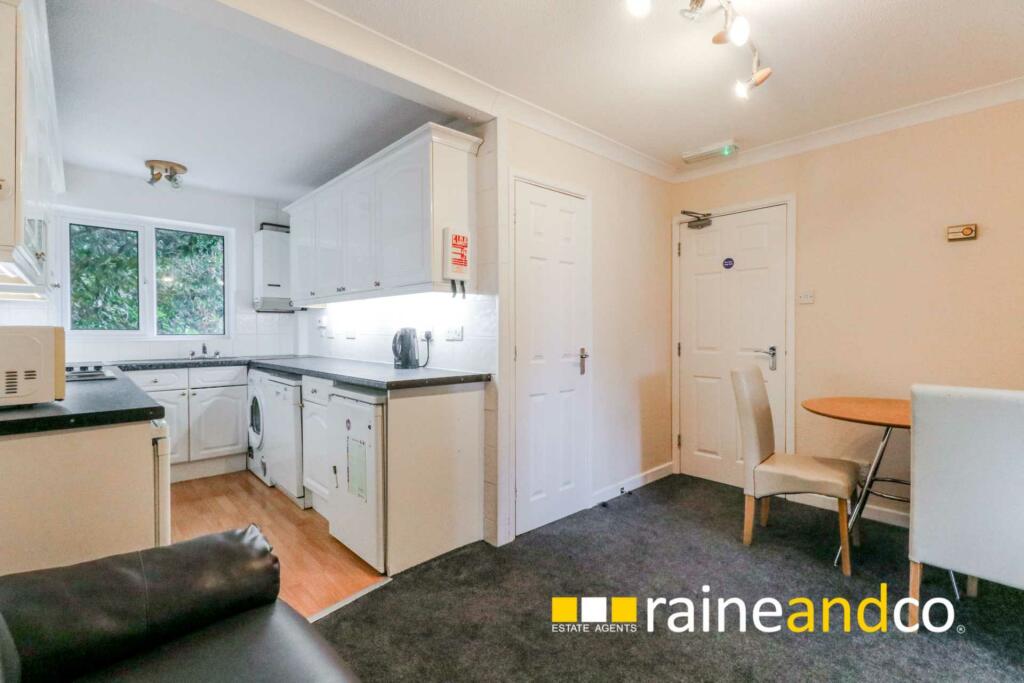 Additional property image - Lane End, Hatfield