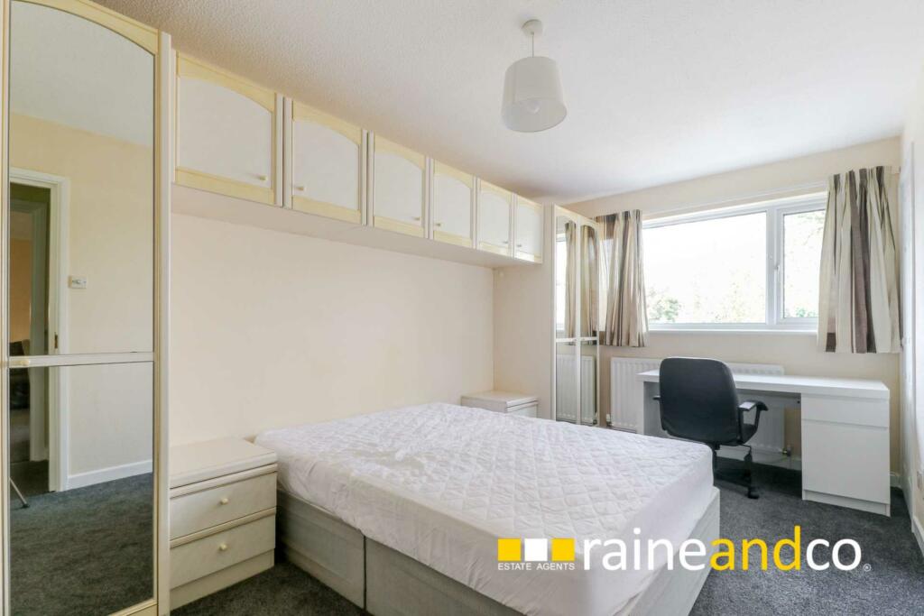 Additional property image - Lane End, Hatfield