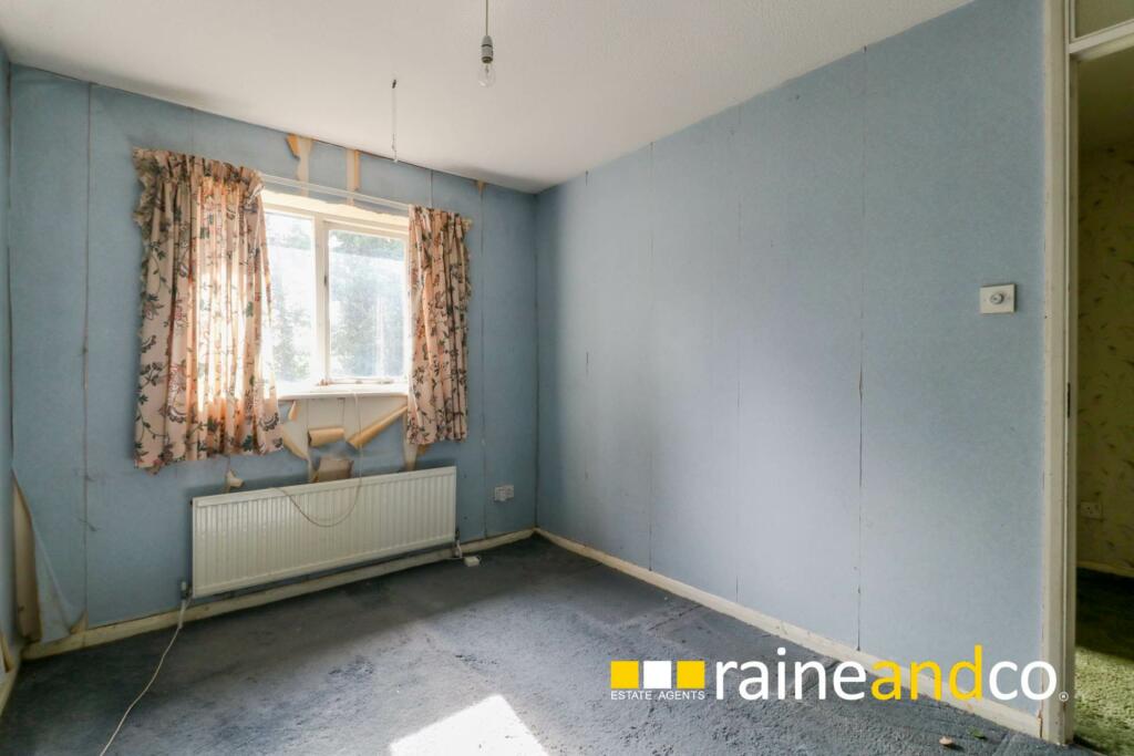 Additional property image - Bull Stag Green, Old Hatfield