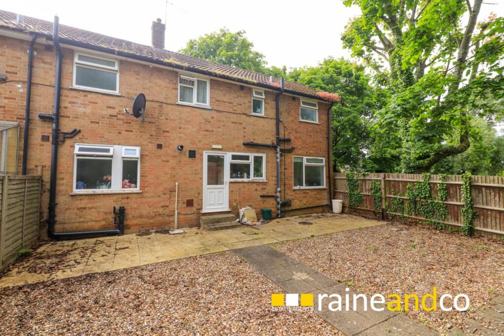 Additional property image - Branch Close, Hatfield