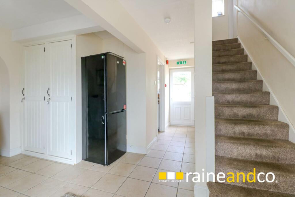Additional property image - Branch Close, Hatfield