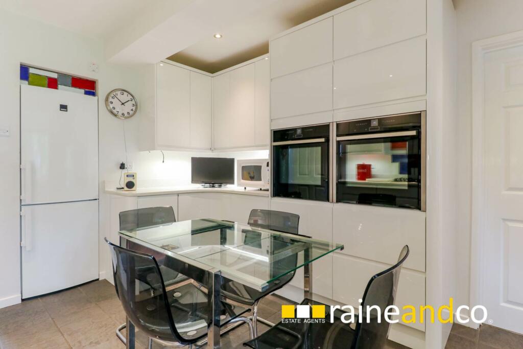 Additional property image - Pleasant Rise, Hatfield