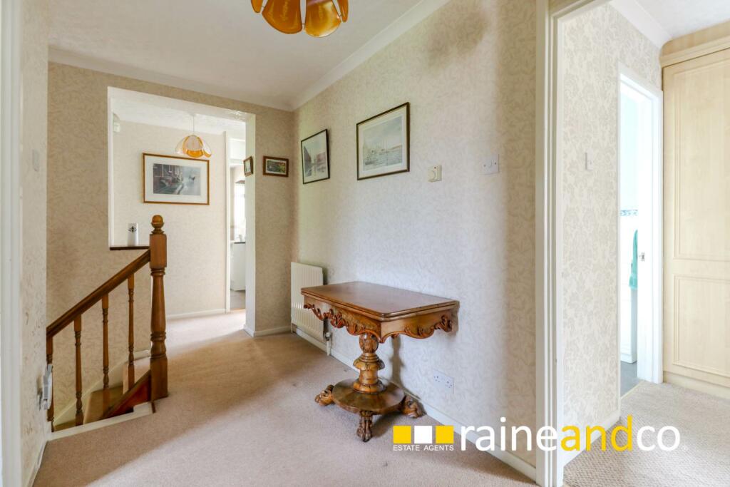Additional property image - Pleasant Rise, Hatfield