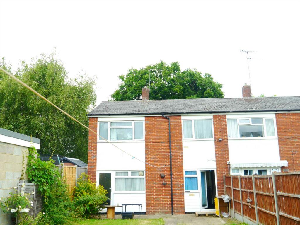 Additional property image - Travellers Lane, Hatfield
