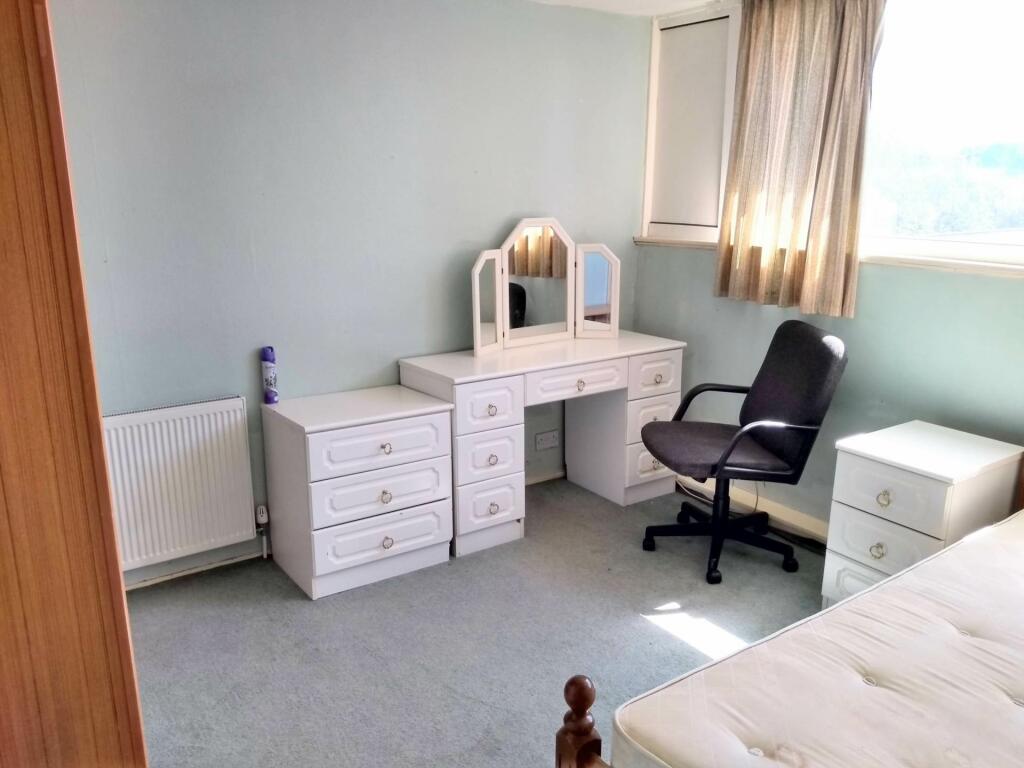 Additional property image - Wood Vale, Hatfield