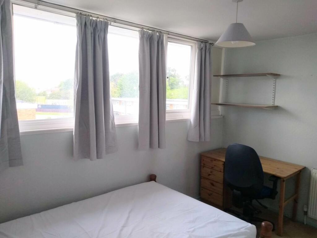 Additional property image - Wood Vale, Hatfield