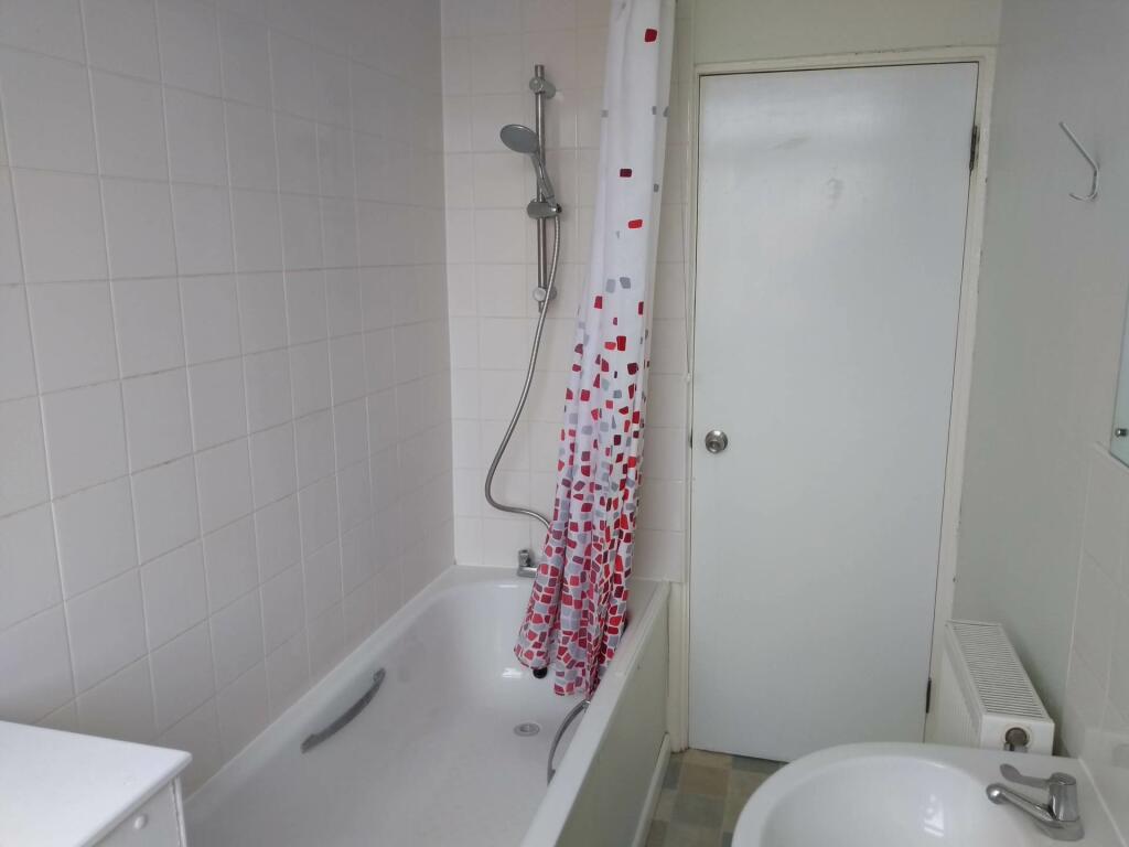 Additional property image - Wood Vale, Hatfield