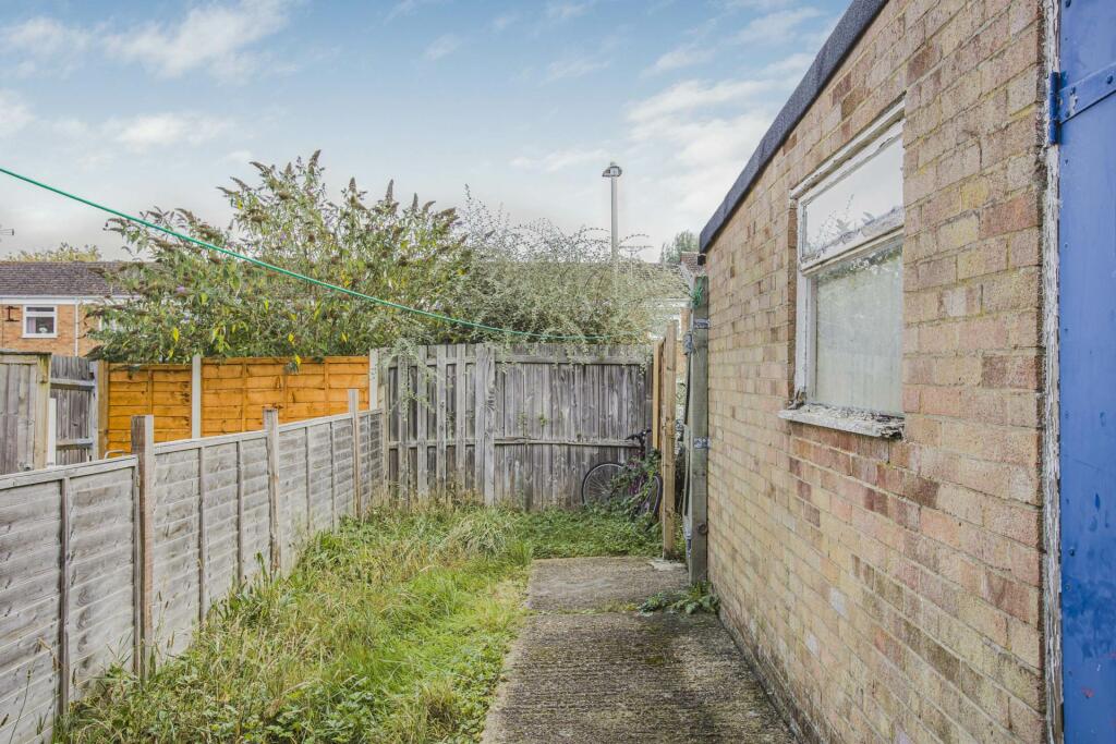 Additional property image - Millwards, Hatfield