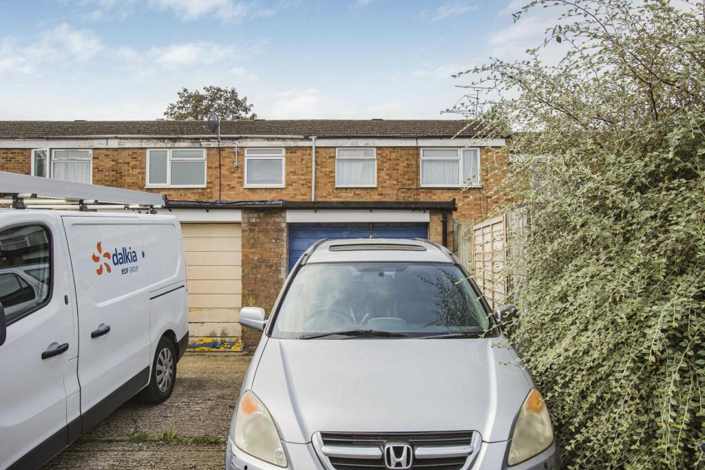 Additional property image - Millwards, Hatfield