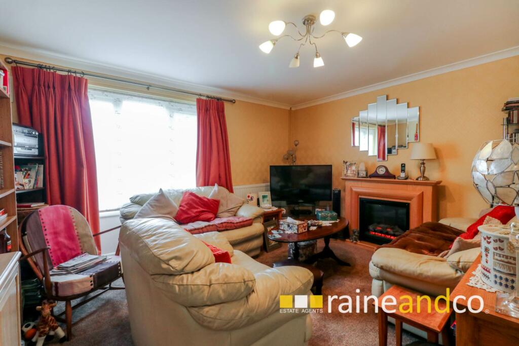 Additional property image - Bishops Rise, Hatfield