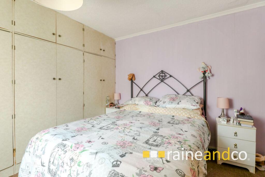 Additional property image - Bishops Rise, Hatfield