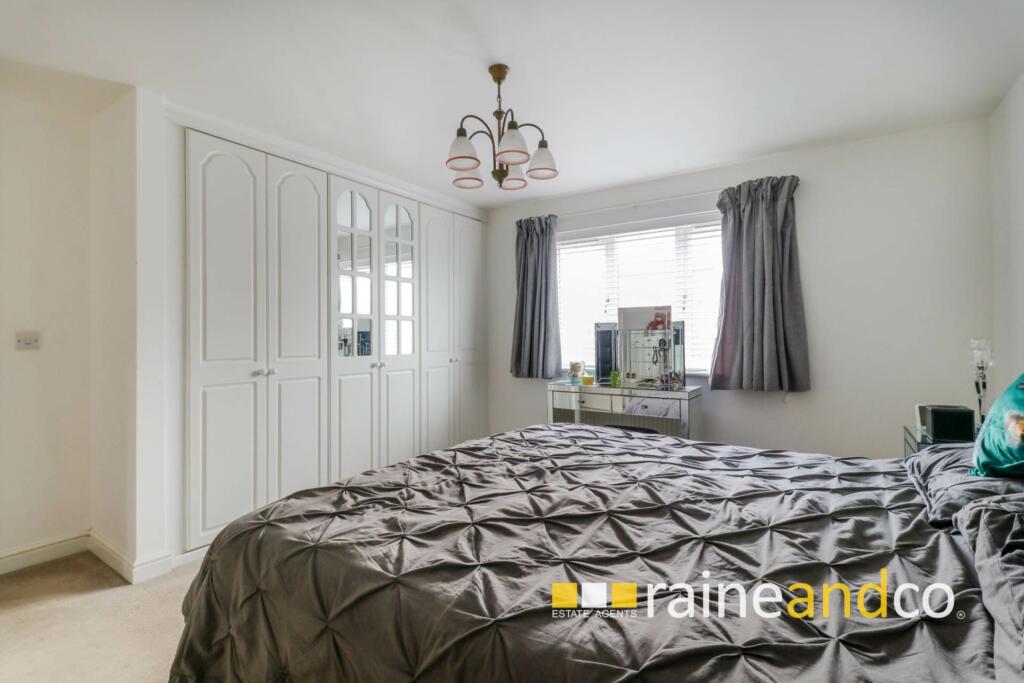 Additional property image - Lavender Close, Hatfield