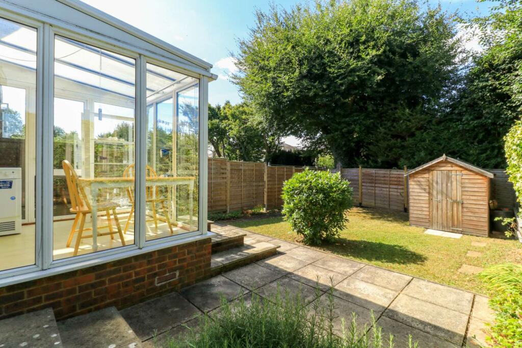 Additional property image - Ferndells, Hatfield