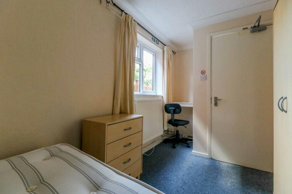 Additional property image - Ferndells, Hatfield