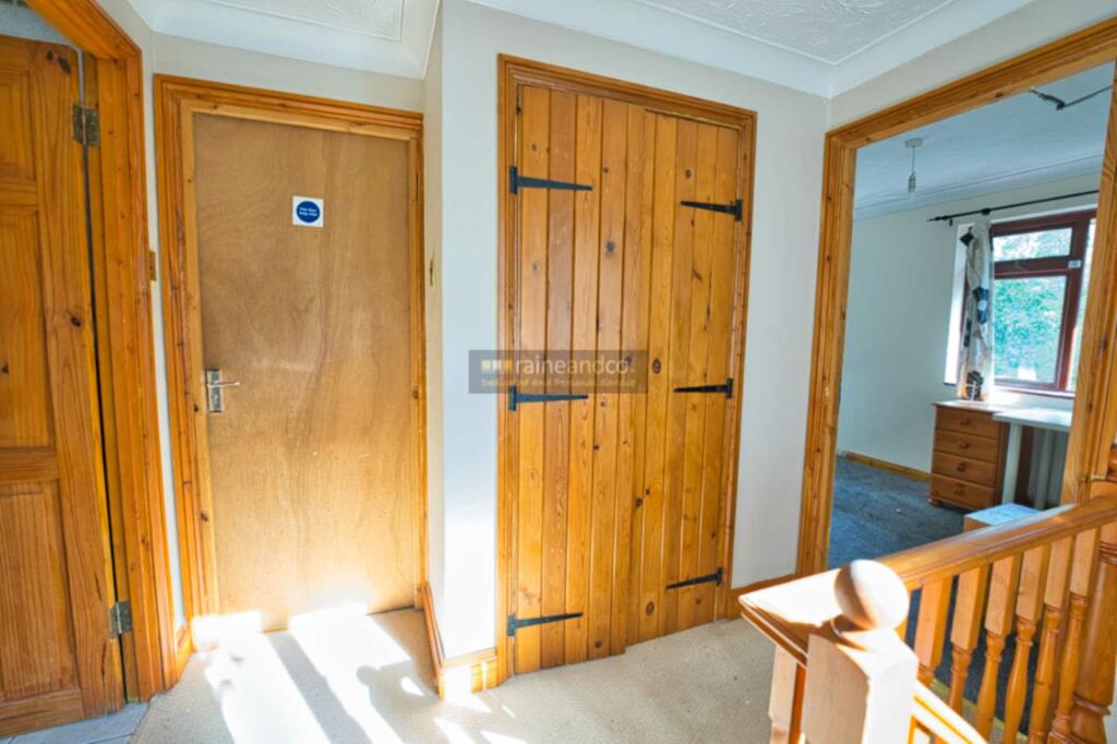 Additional property image - Willow Way, Hatfield