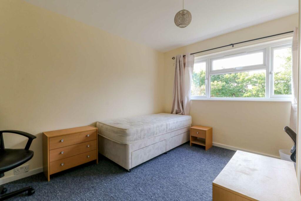 Additional property image - Ferndells, Hatfield