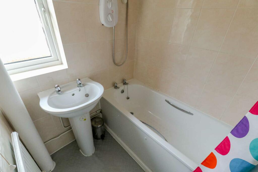 Additional property image - Ferndells, Hatfield