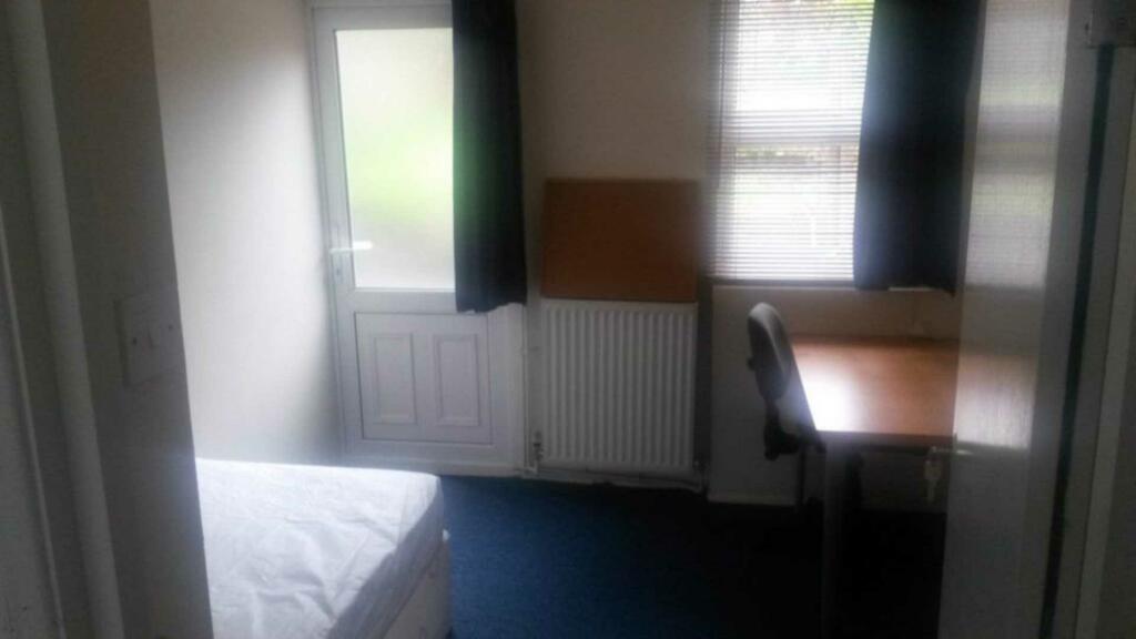 Additional property image - Holliers Way, Hatfield