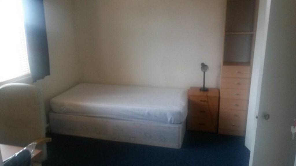 Additional property image - Holliers Way, Hatfield