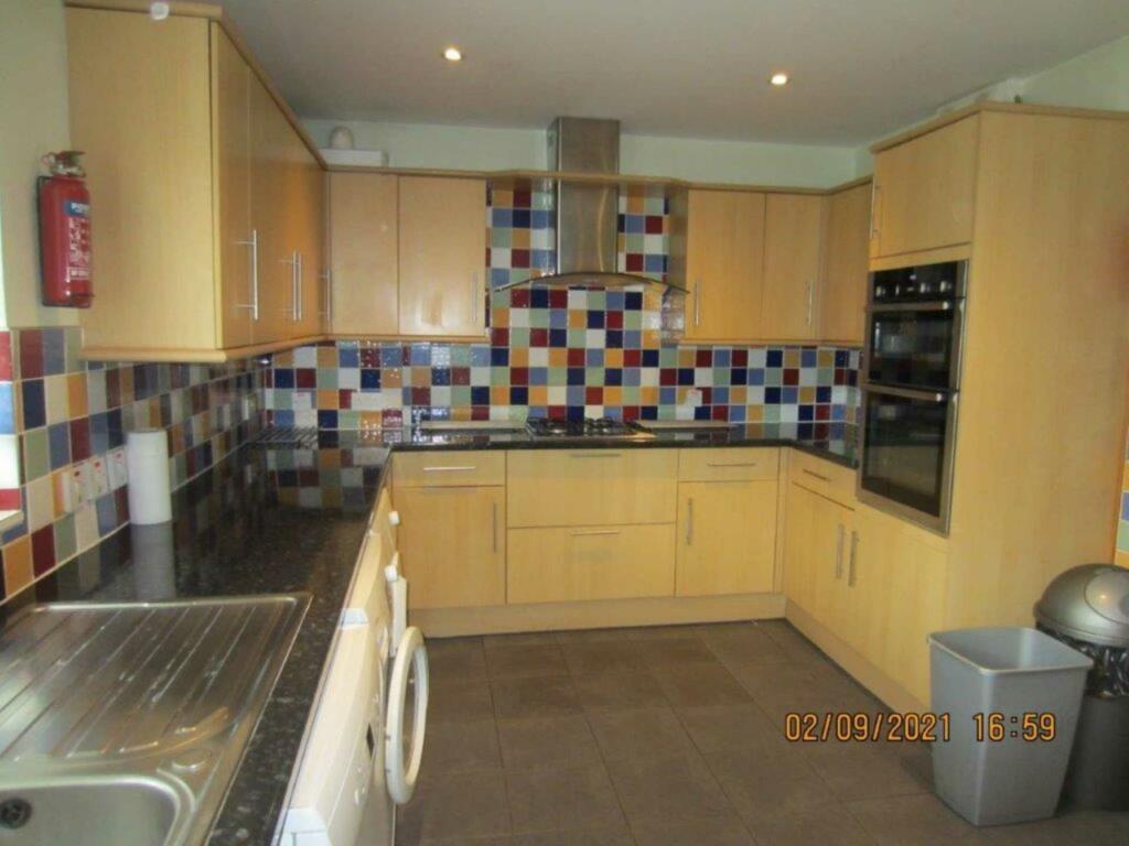 Additional property image - Pondcroft, Hatfield