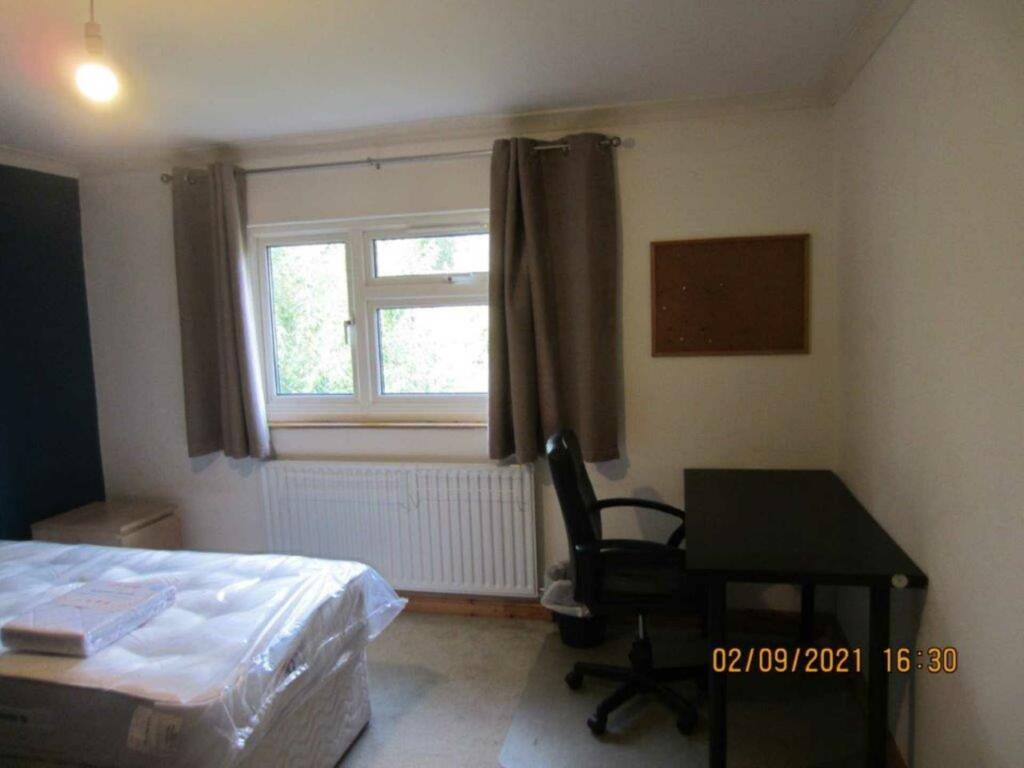 Additional property image - Pondcroft, Hatfield