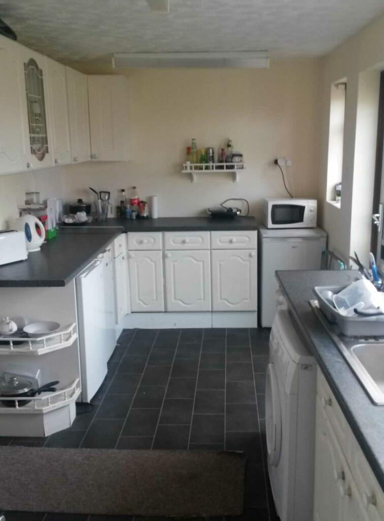 Additional property image - Furzen Crescent, Hatfield