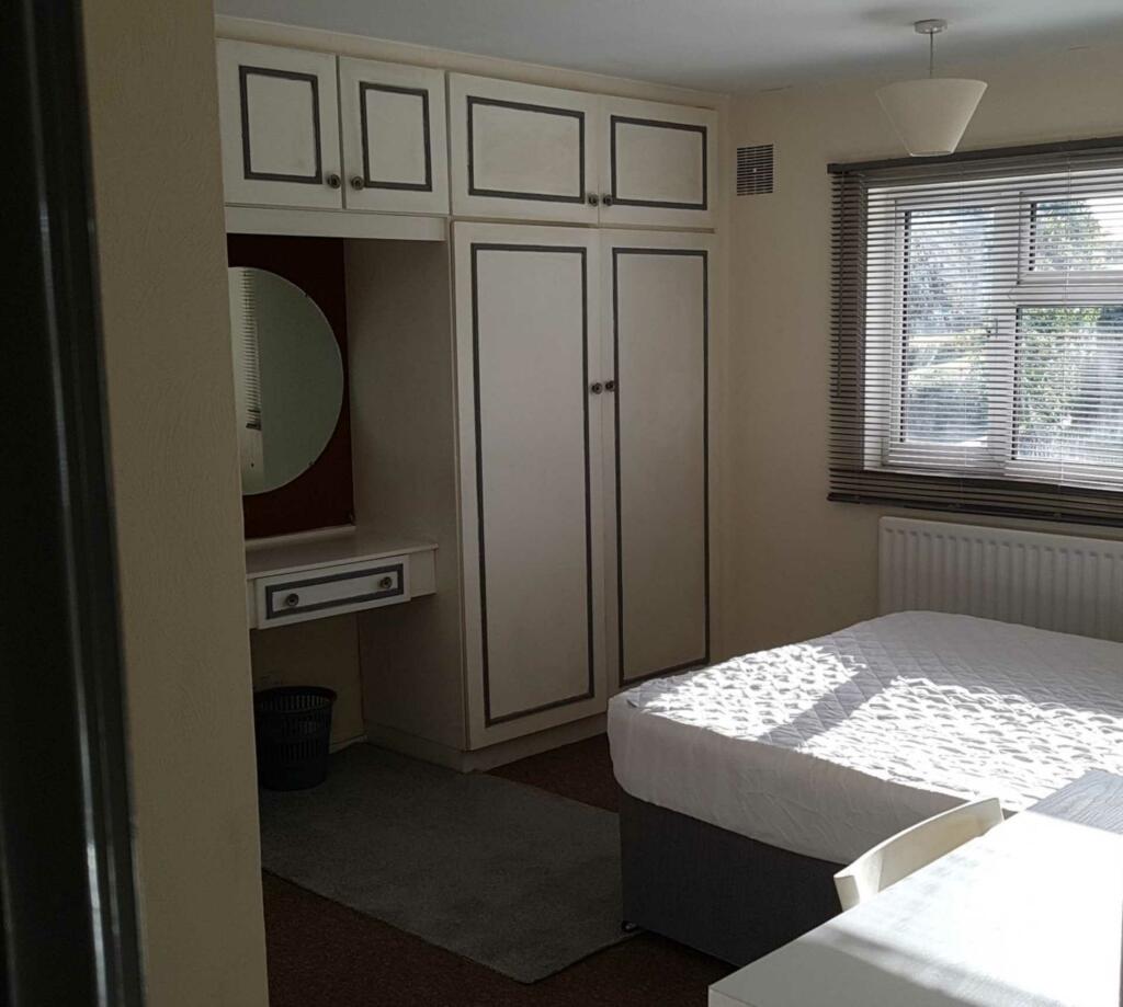 Additional property image - Pondcroft, Hatfield